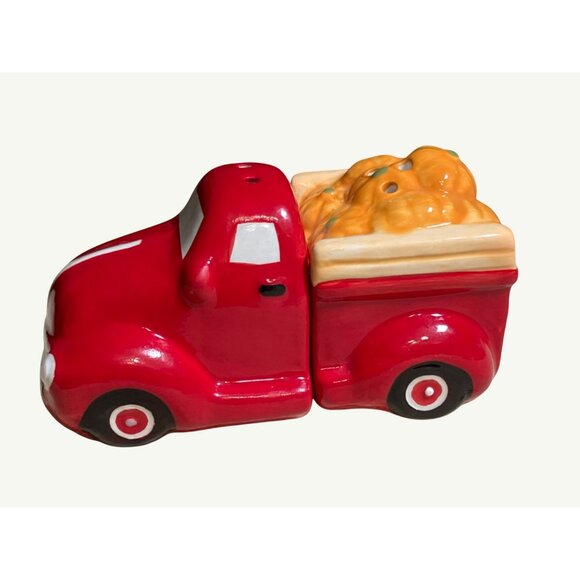 Ceramic Red Truck Salt & Pepper Shaker Set With Pumpkin Load - Picture 2 of 9